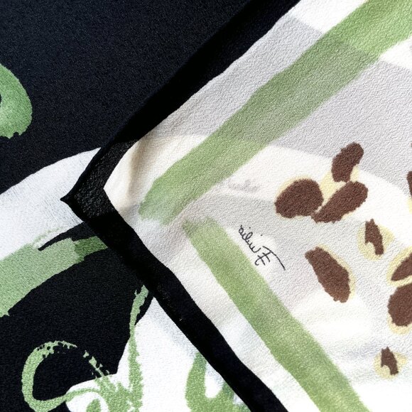 Emilio Pucci Silk Square Scarf – Vintage Botanical Print - Picture 15 of 15